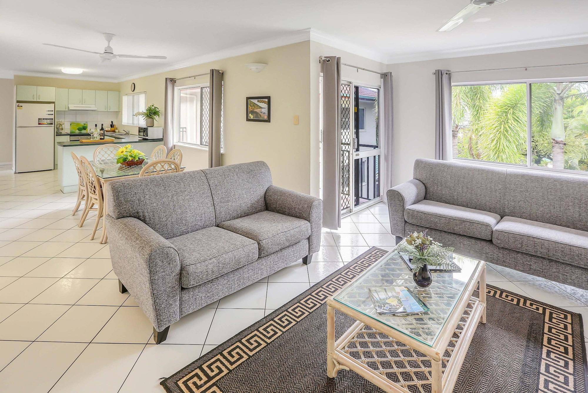 Koala Court Holiday Apartments Cairns Buitenkant foto
