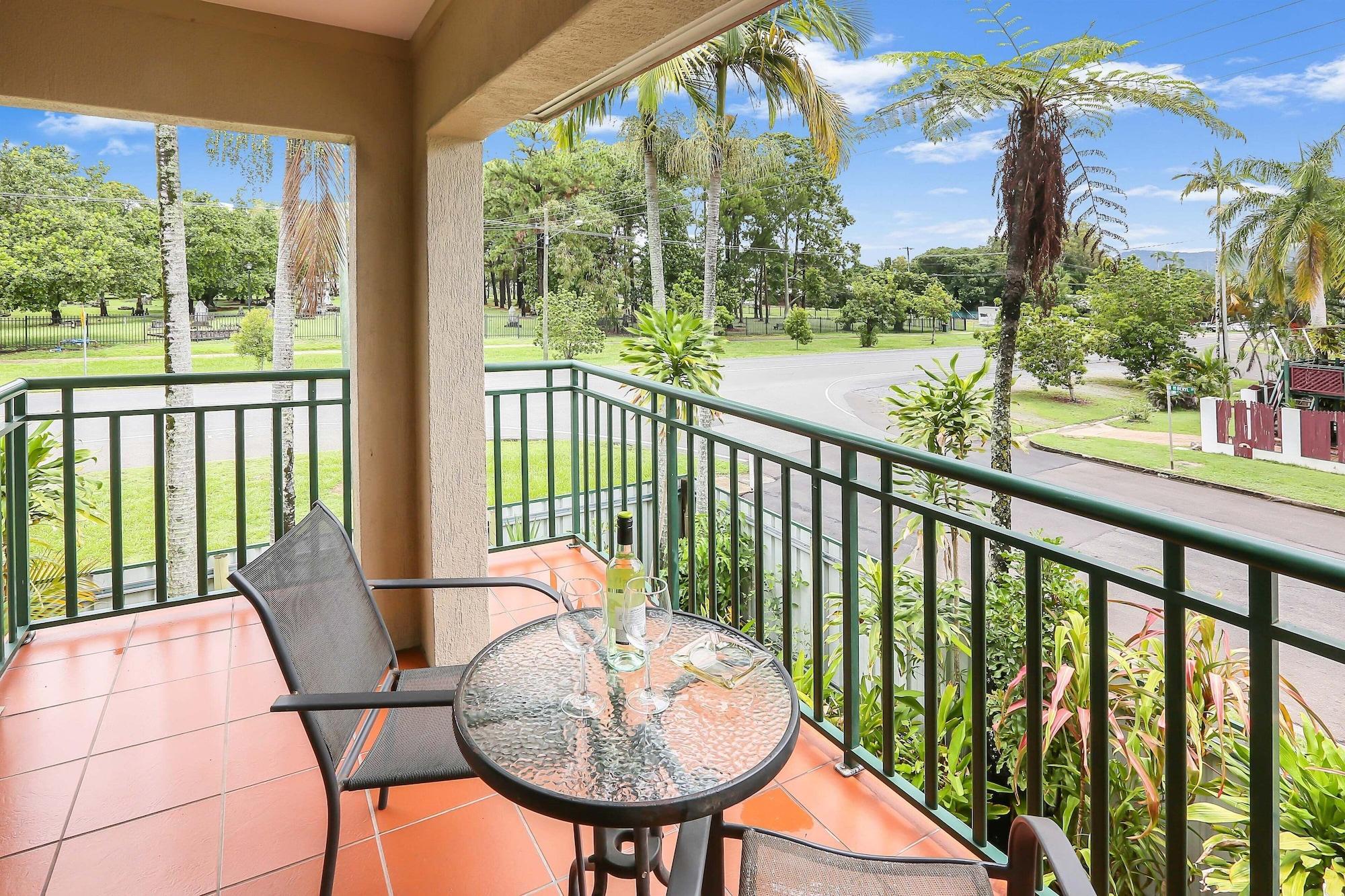 Koala Court Holiday Apartments Cairns Buitenkant foto
