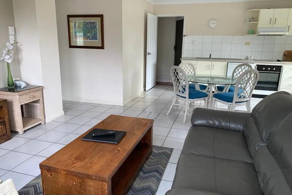 Koala Court Holiday Apartments Cairns Buitenkant foto