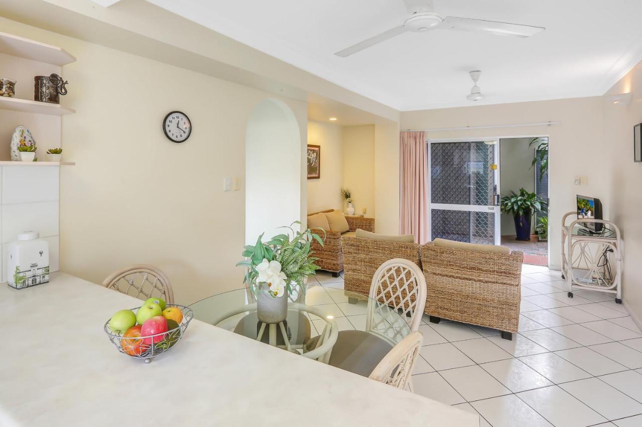 Koala Court Holiday Apartments Cairns Buitenkant foto